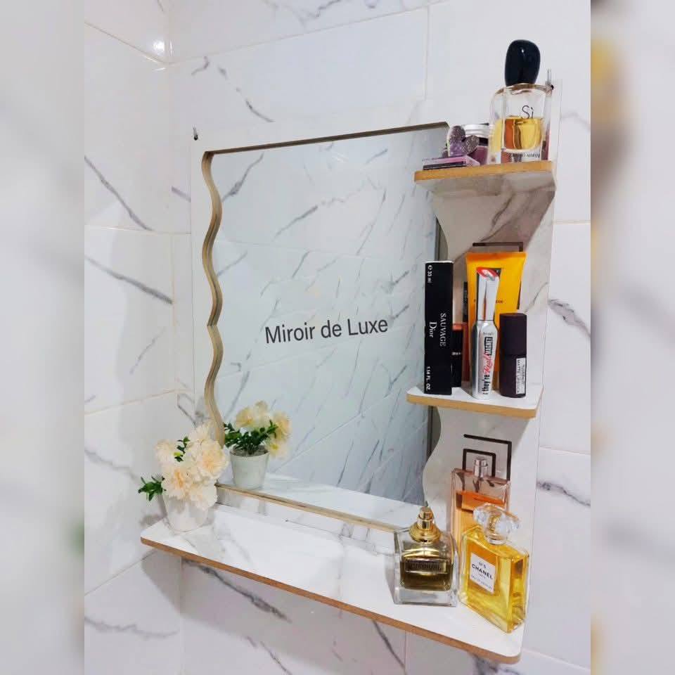 مرآة الحمام